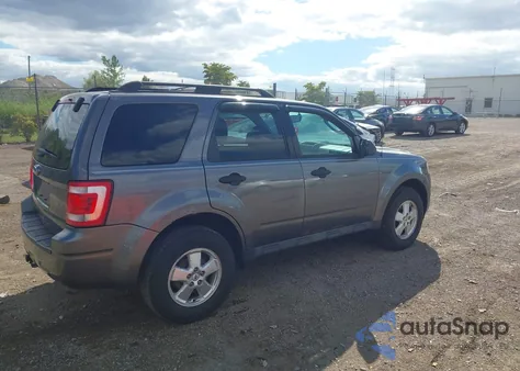 2012 Ford Escape Xlt z USA, uszkodzony, nr VIN 1FMCU9D76CKC39005